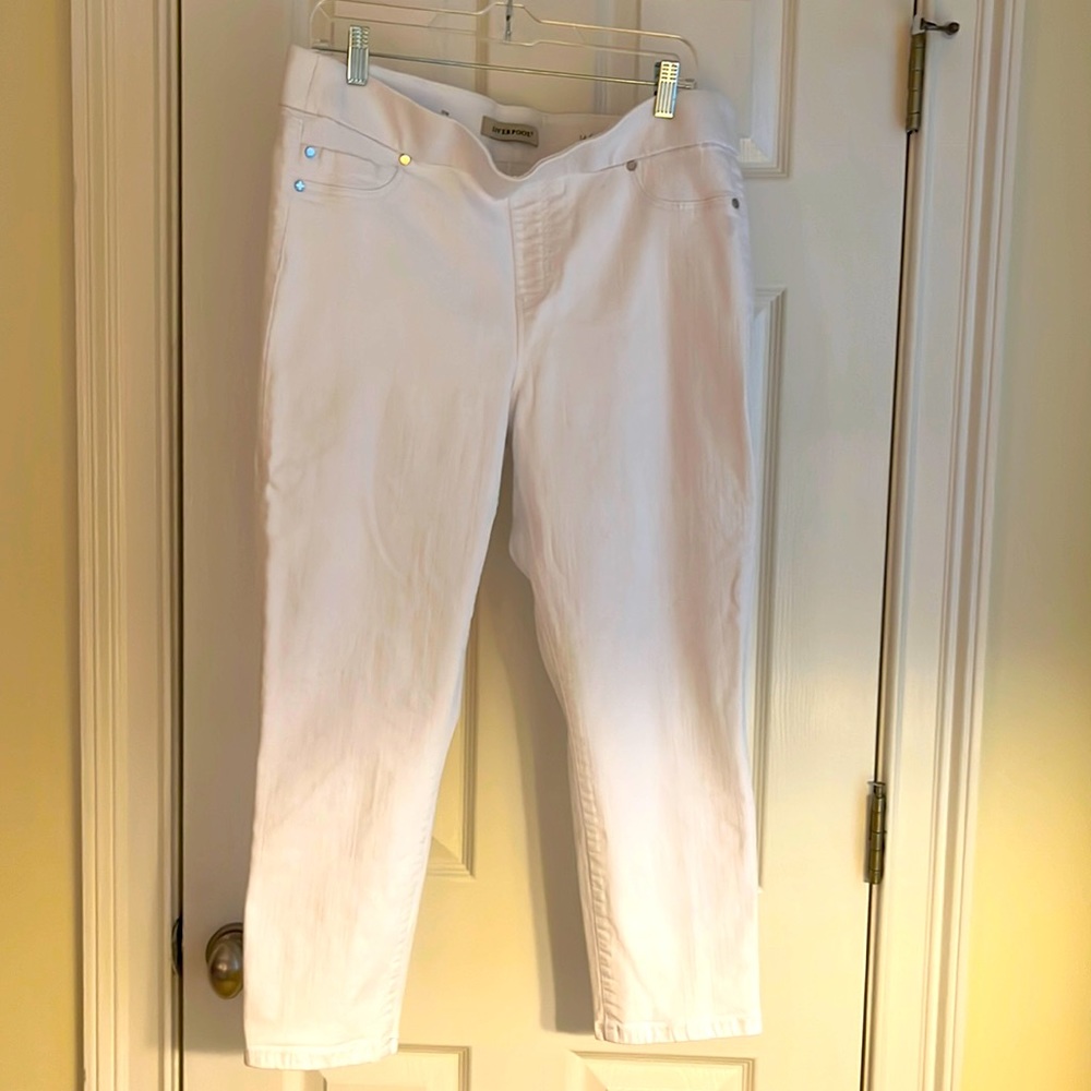 White Jean jeggings. Liverpool(Stitch Fix Brand)